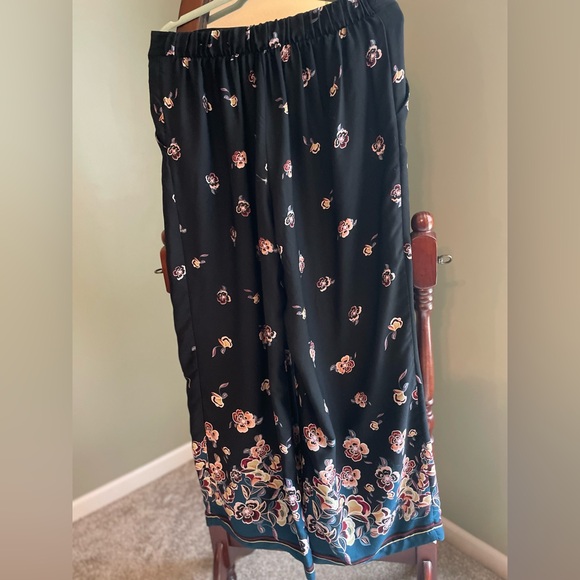 Maurices Black Wide Leg Pants with Flowing Silhouette - Picture 2 of 5
